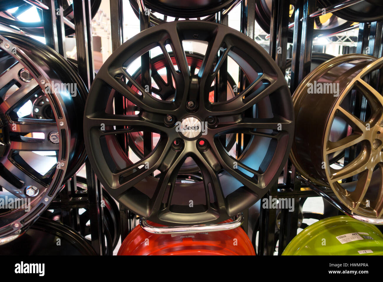 A Retail Display Of An Aftermarket Black Replacement Wheel For A Jeep 4x4 Truck The Jeep wheel, Grand Cherokee Stock Photo