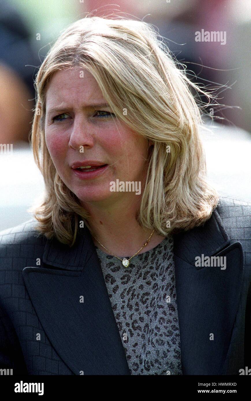 LINDA PERRATT RACE HORSE TRAINER 16 May 2000 Stock Photo Alamy