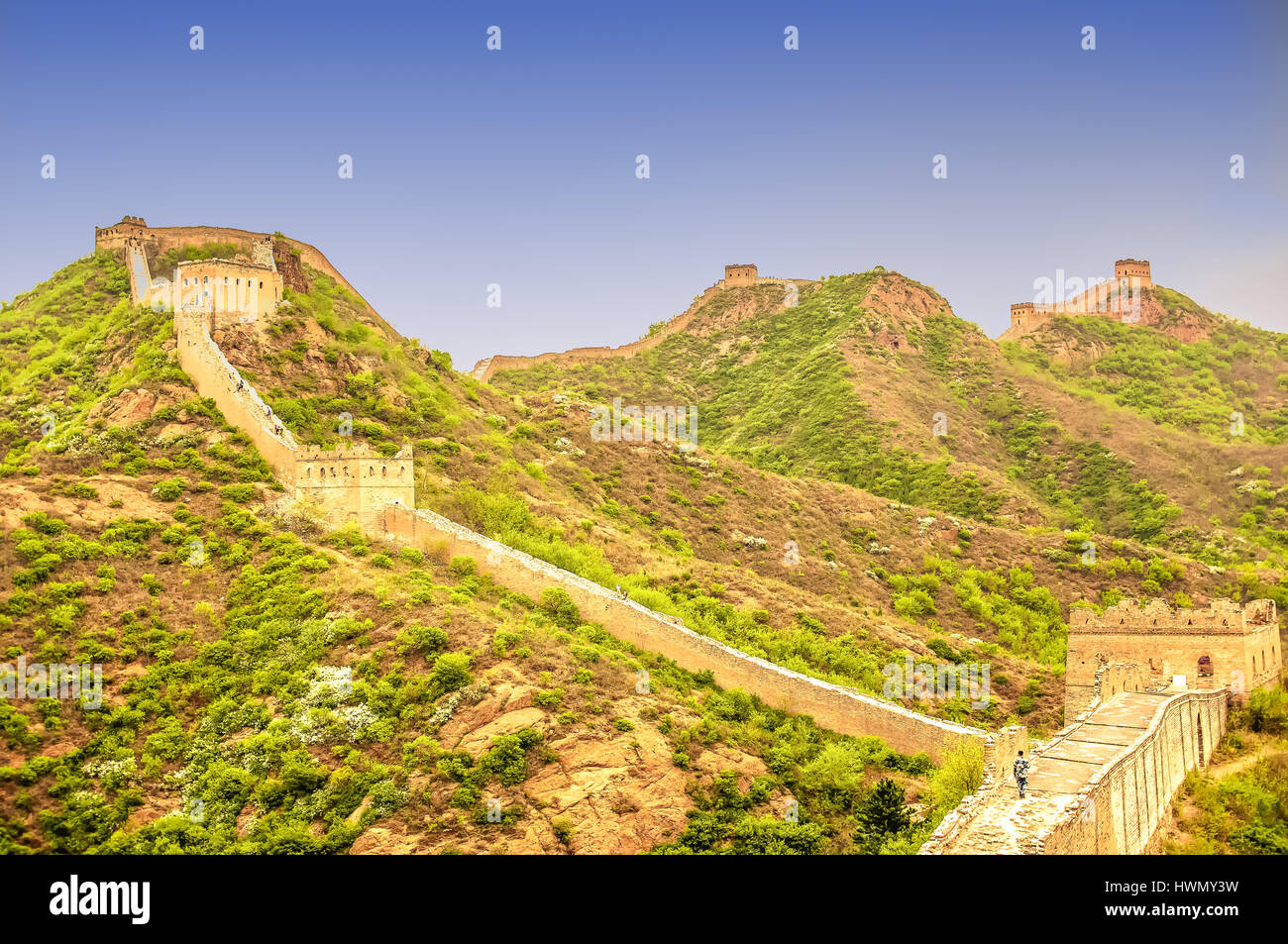 Great wall of china mongolia border hi-res stock photography and images ...