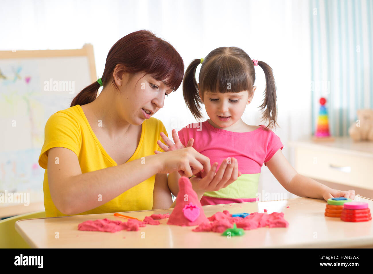 children's kinetic sand
