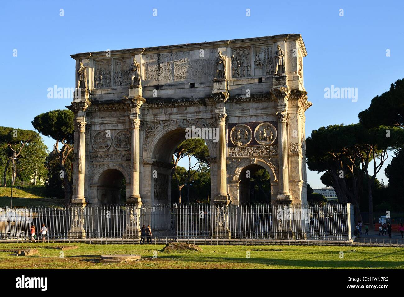 Italy, Lazio, Rome, historical center listed as World Heritage by UNESCO, the Roman Forum, Arch of Constantine (Arco di Costantino) Stock Photo