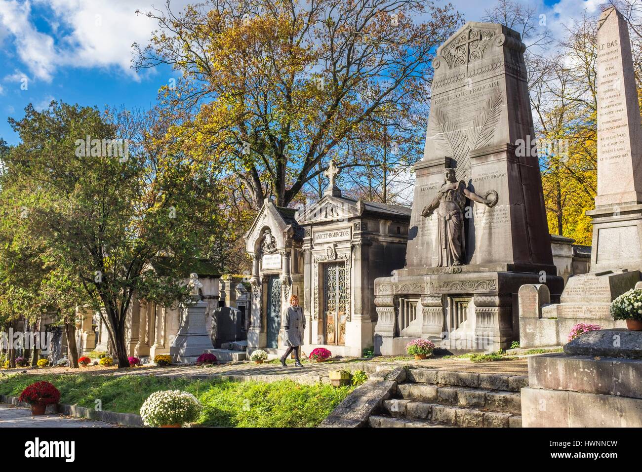 France, Paris, Pere Lachaise cemetery, the largest cemetery in the city of Paris and one of the most famous in the world, monument to the generals Claude Martin Lecomte (1817-1871) and Jacques Leon Clement-Thomas (1809-1871) shot on March 18, 1871 in Paris during the events of the Commune Stock Photo