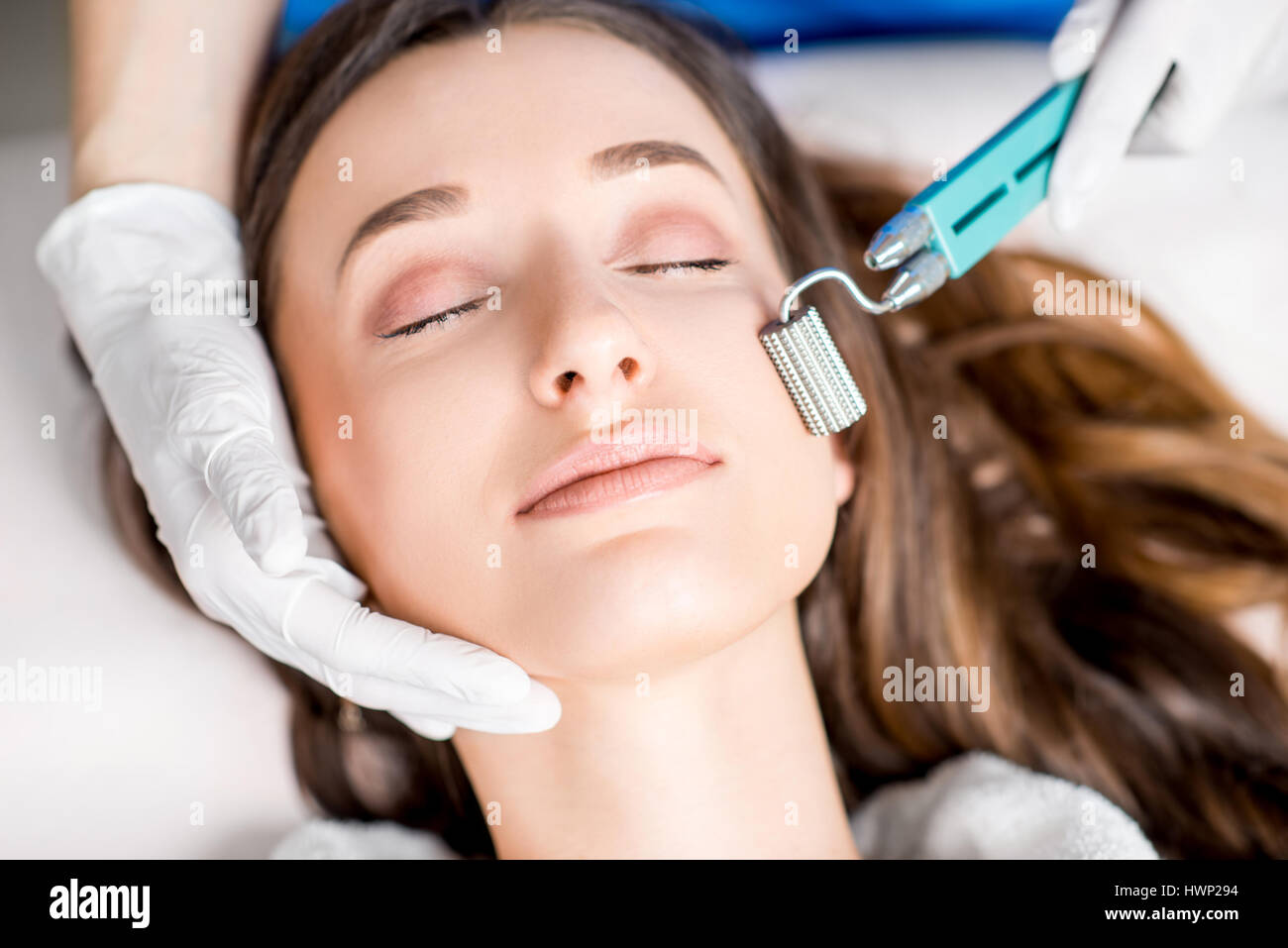 Dry needling hi-res stock photography and images - Alamy