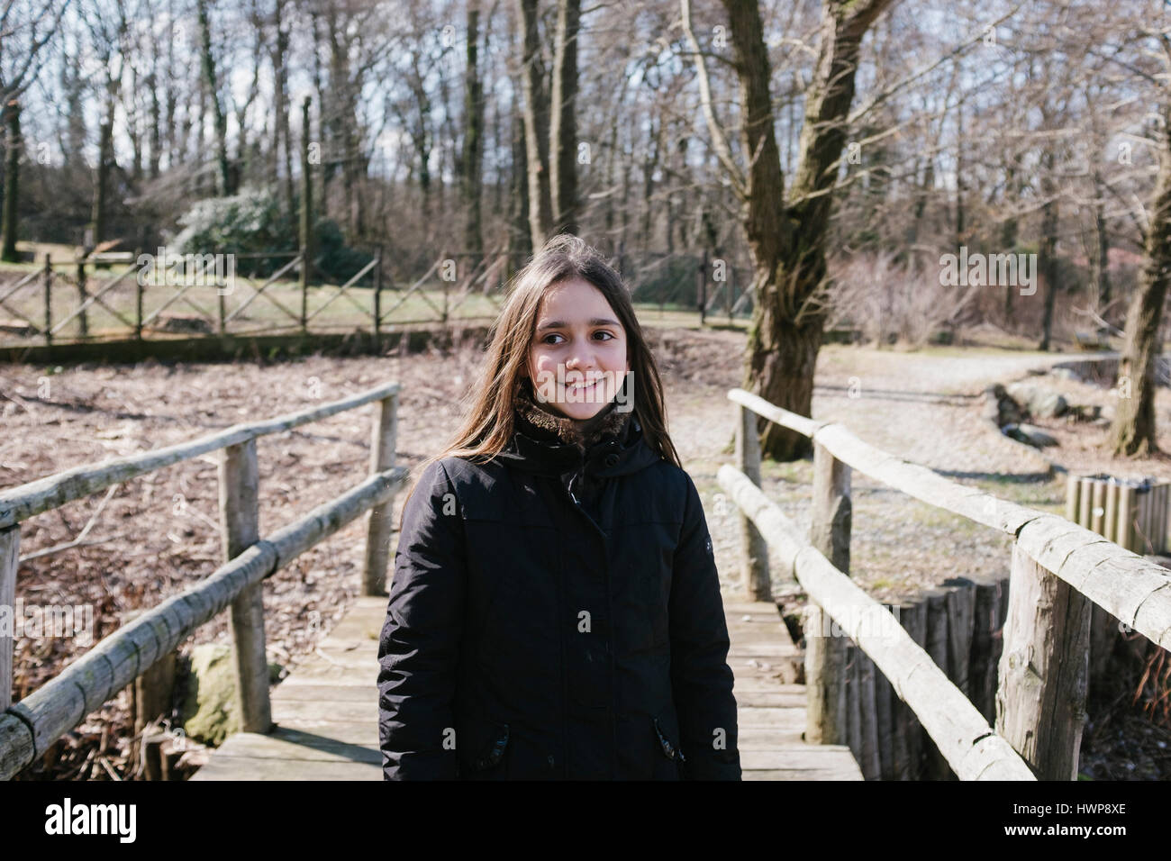 portrait of 10 year old girl outdoors Stock Photo - Alamy