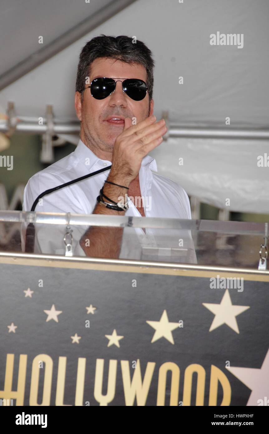 Los Angeles, CA, USA. 22nd Mar, 2017. Simon Cowell at the induction ceremony for Star on the Hollywood Walk of Fame for Haim Saban, Hollywood Boulevard, Los Angeles, CA March 22, 2017. Credit: Michael Germana/Everett Collection/Alamy Live News Stock Photo