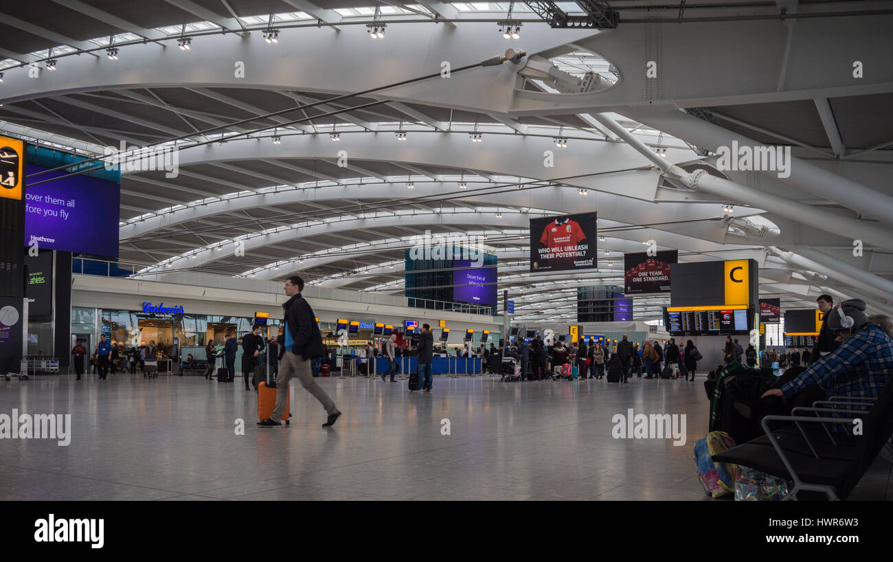 Heathrow Terminal 5 Departures Stock Photo Alamy