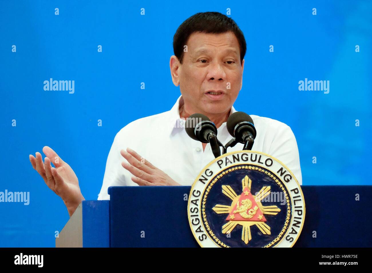 Philippine President Rodrigo Duterte addresses the Filipino community at the Horizon Lake View