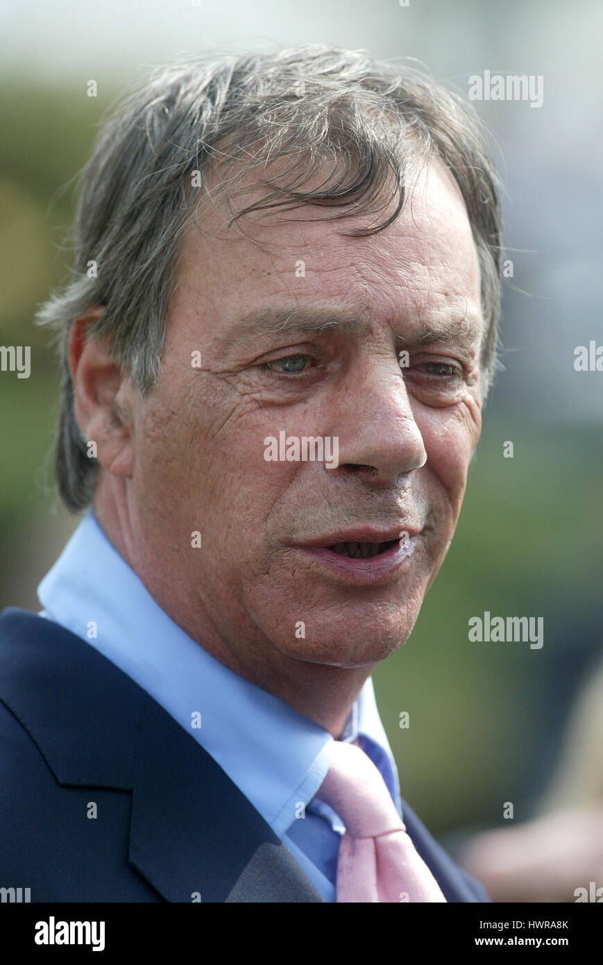 Henry cecil race horse trainer hires stock photography and images Alamy