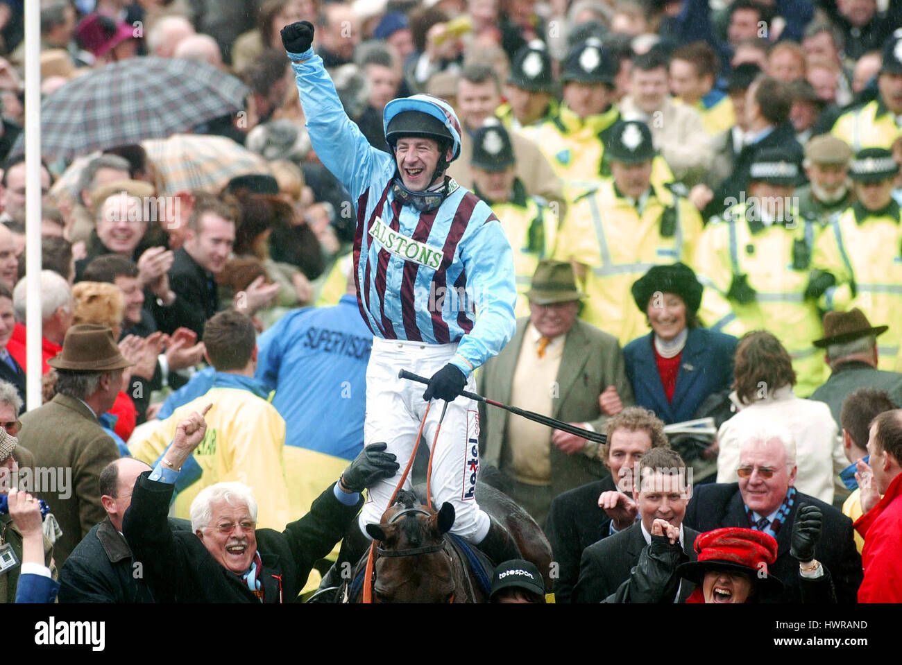 2004 cheltenham gold cup hires stock photography and images Alamy