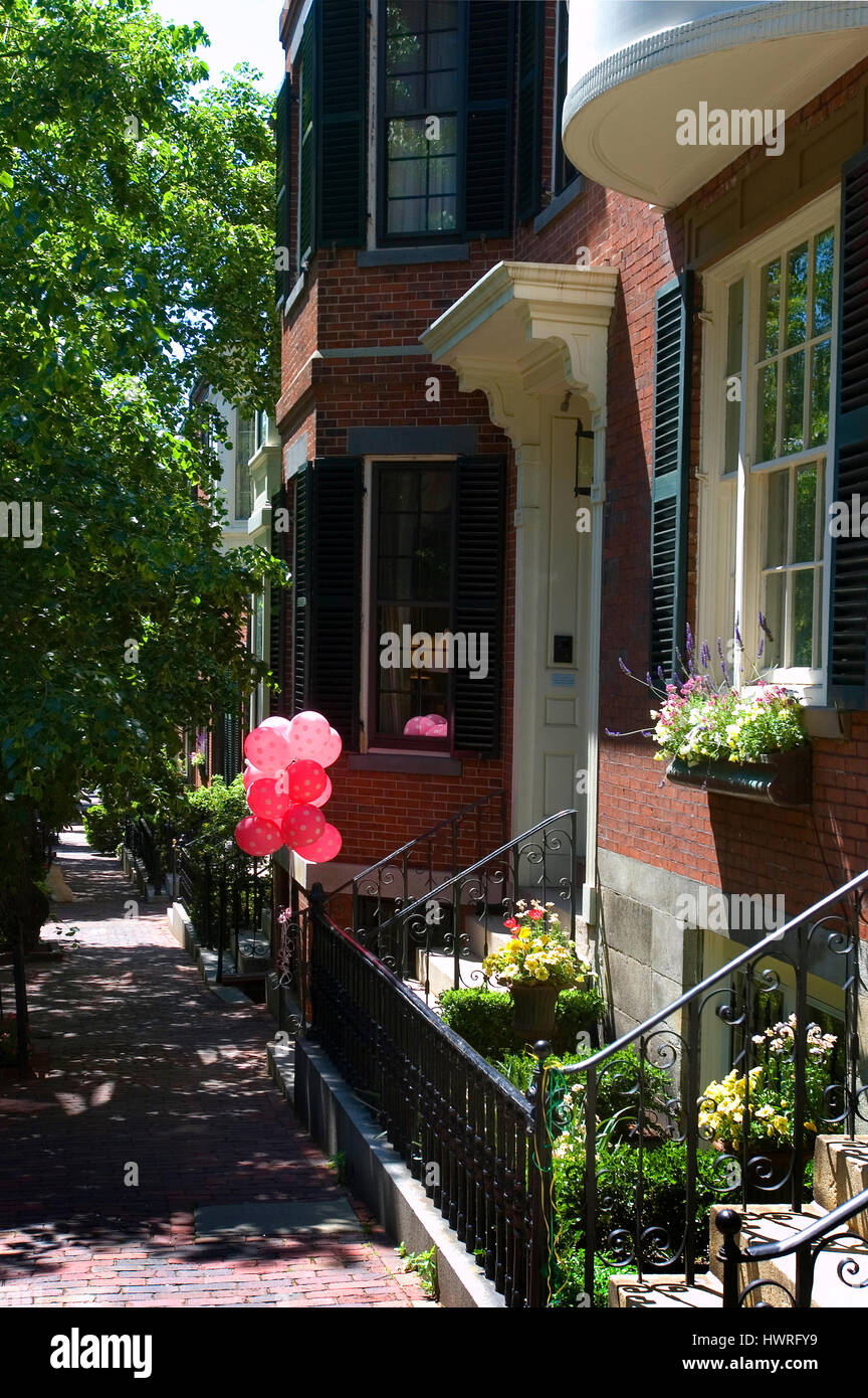 A Beacon Hill Street street scene, Boston, Massachusetts Stock Photo