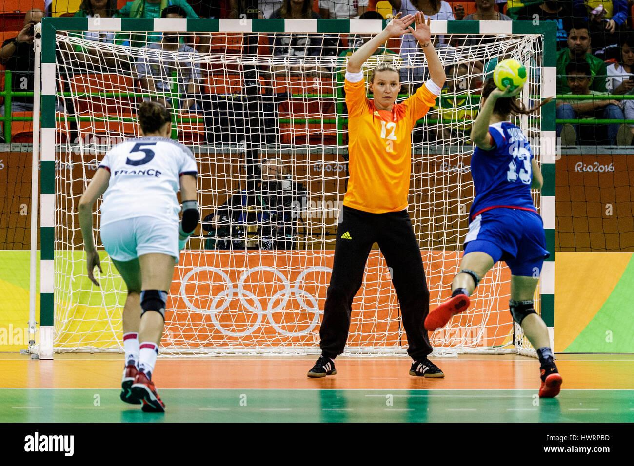 Rio de Janeiro, Brazil. 20 August 2016 Amandine Leynaud (FRA) goalie competes in the women's handball gold medal match Russia vs. France at the 2016 O Stock Photo