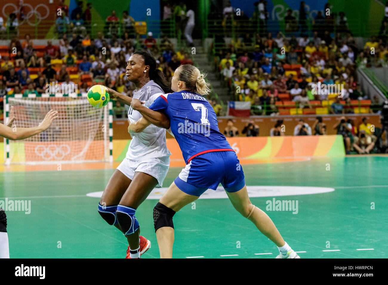 Rio de Janeiro, Brazil. 20 August 2016 Siraba Dembélé (FRA) #17 defended by Daria Dmitrieva (RUS)  #7 in the women's handball gold medal match Russia  Stock Photo