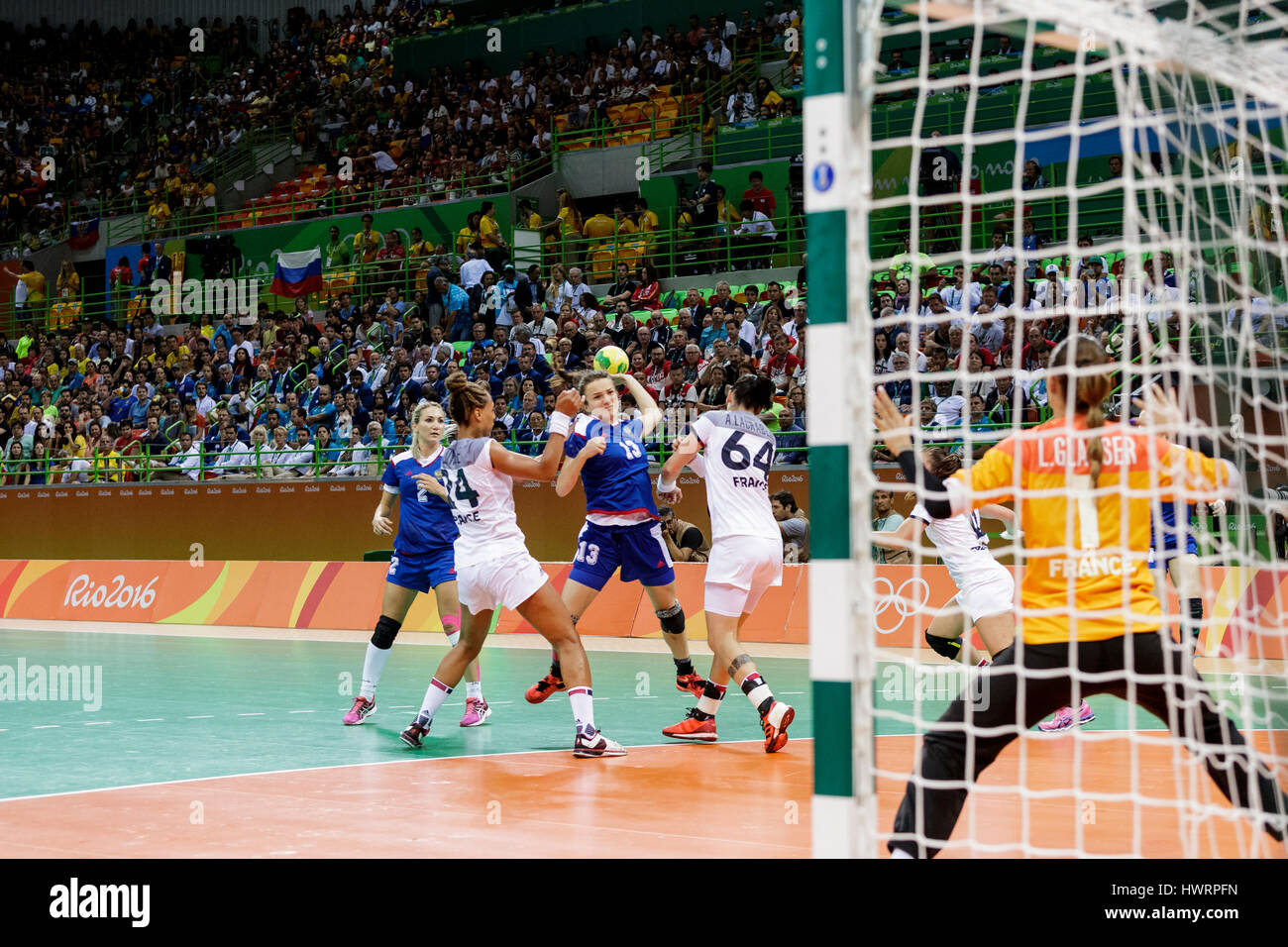 Rio de Janeiro, Brazil. 20 August 2016  Anna Vyakhireva (RUS) #13 defended by Béatrice Edwige (FRA) #24 and Alexandra Lacrabère (FRA) #64 in the women Stock Photo