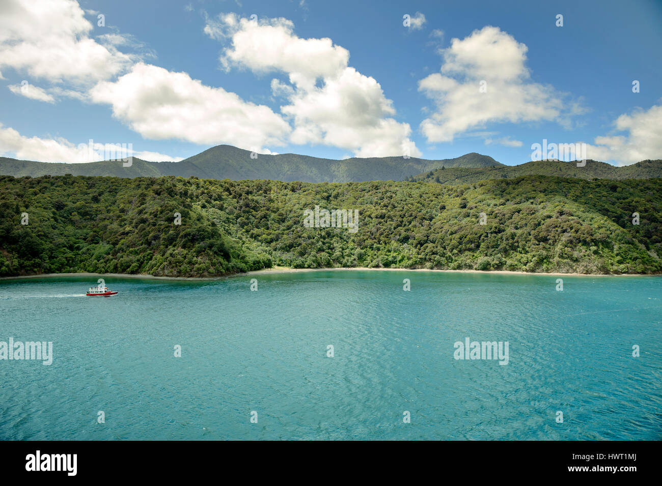 Boat in sea hi-res stock photography and images - Alamy
