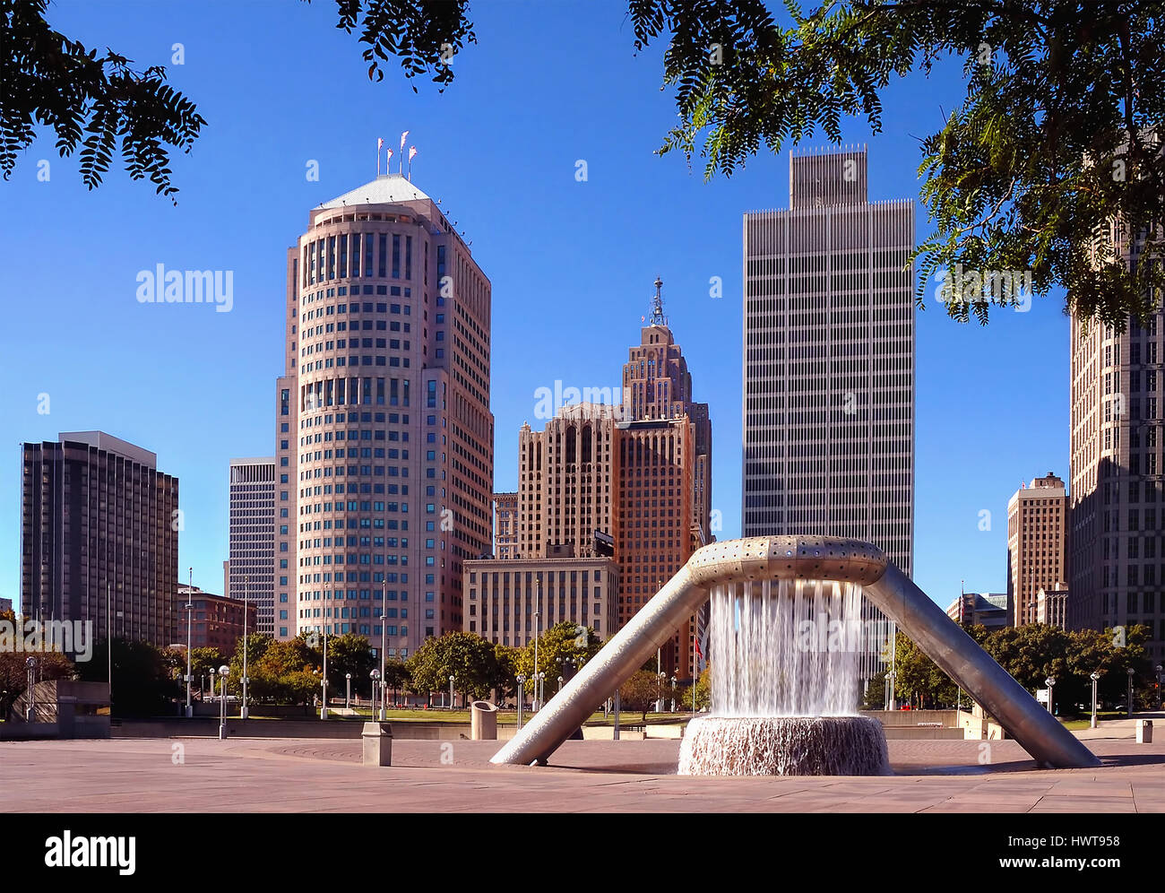 Buildings in downtown detroit bussiness district Stock Photo - Alamy