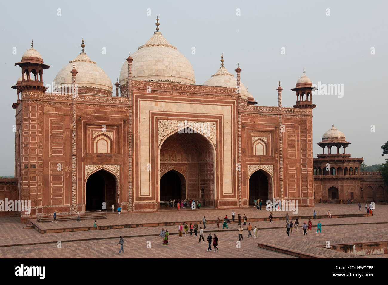 Mosque of the Taj Mahal, mausoleum erected by Shah Jahan, mughal Emperor, in honor of his wife Mumtaz Mahal. From 1983 is an Unesco world heritage sit Stock Photo