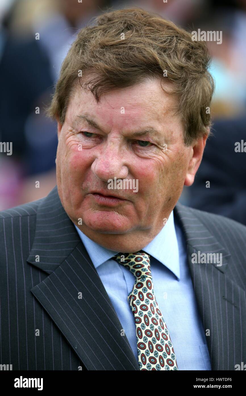 ALAN SWINBANK RACE HORSE TRAINER RACE HORSE TRAINER YORK RACECOURSE