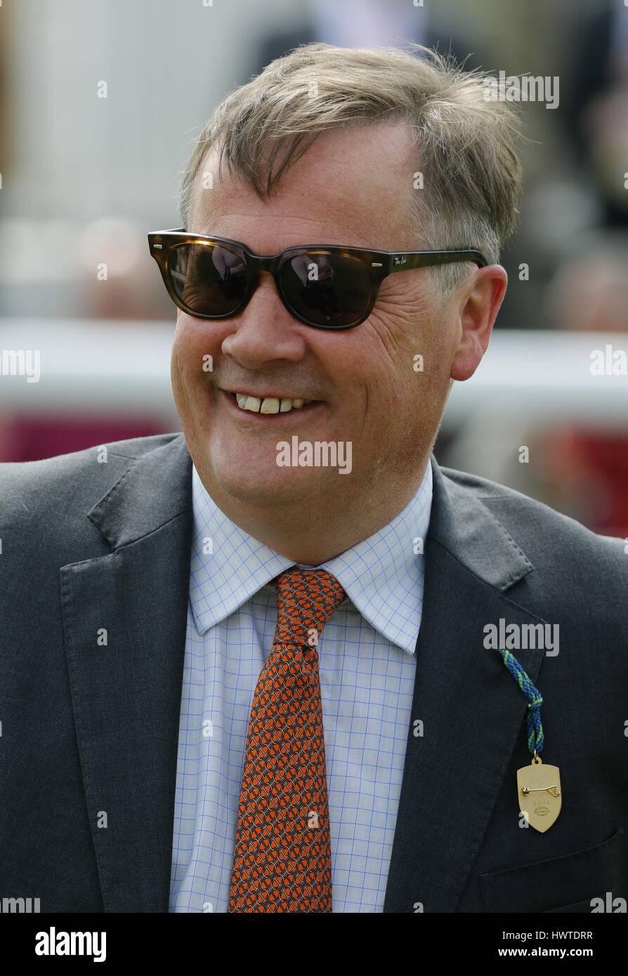 GILES BRAVERY RACE HORSE TRAINER RACE HORSE TRAINER YORK RACECOURSE