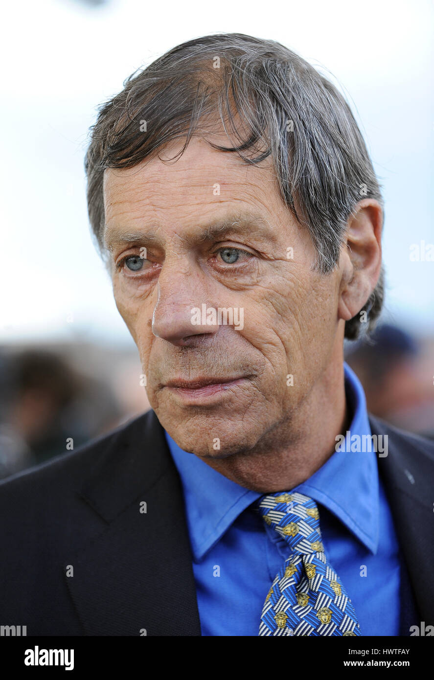 HENRY CECIL RACE HORSE TRAINER RACE HORSE TRAINER YORK RACECOURSE YORK