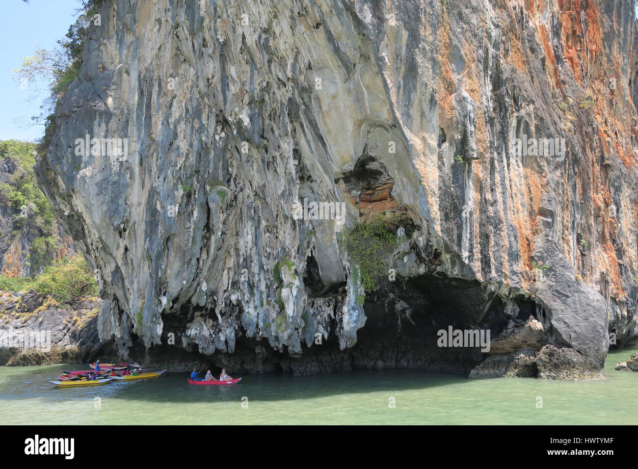 A tour to Hong island, Thailand, mighty rocks, crystal clear sea Stock ...