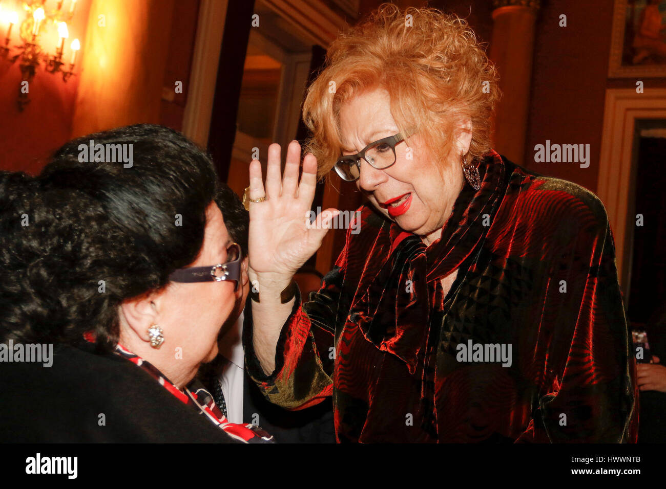 Montserrat caballe hi-res stock photography and images - Alamy