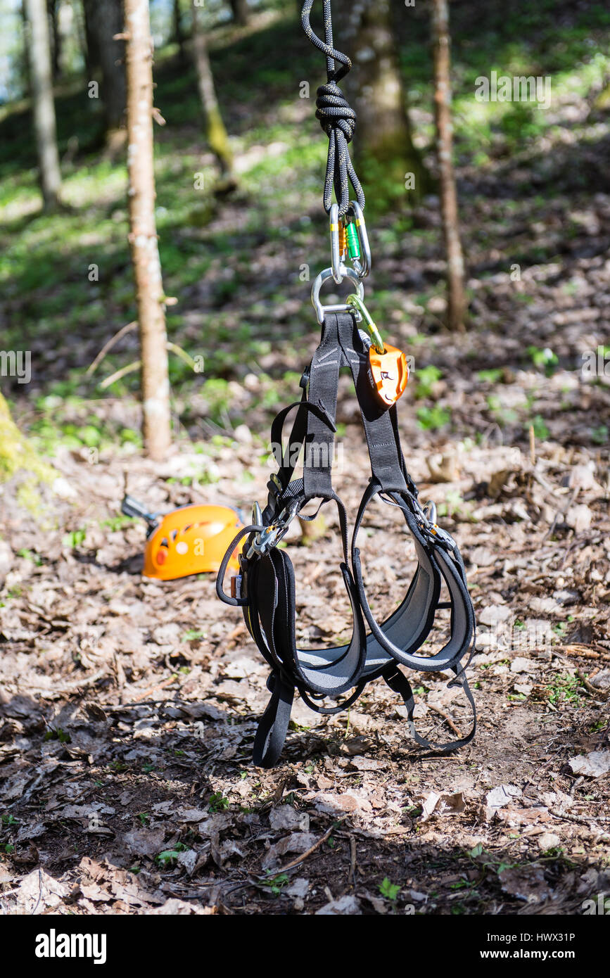 Rope mountings hires stock photography and images Alamy