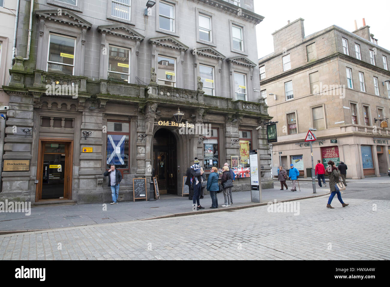 Old Bank Bar in Dundee Scotland Stock Photo - Alamy