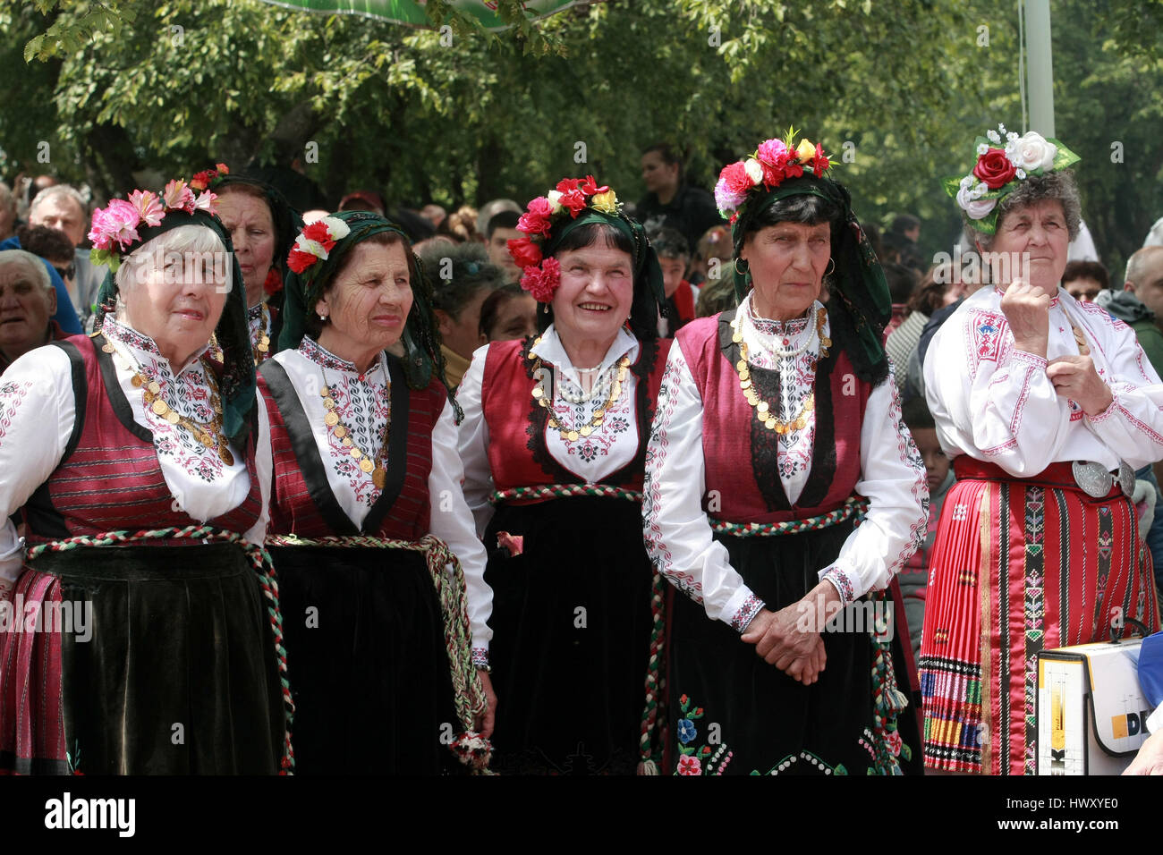 People in traditional folklore costumes on National Festival of Sheep ...