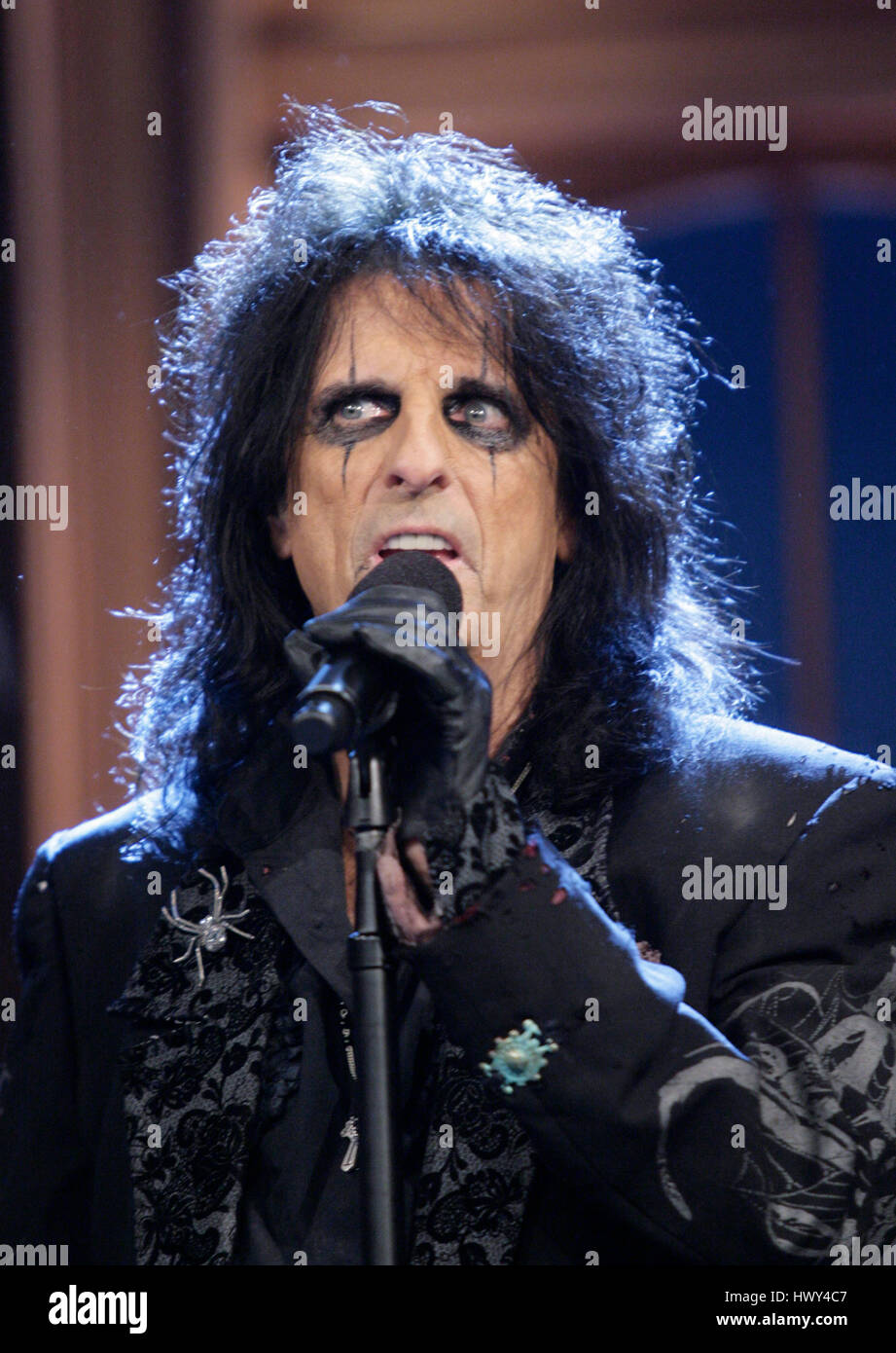 Alice Cooper during a segment of 'The Late Late Show with Craig Ferguson' at CBS Television City on Sept.10, 2008 in Los Angeles, California. Photo by Francis Specker Stock Photo