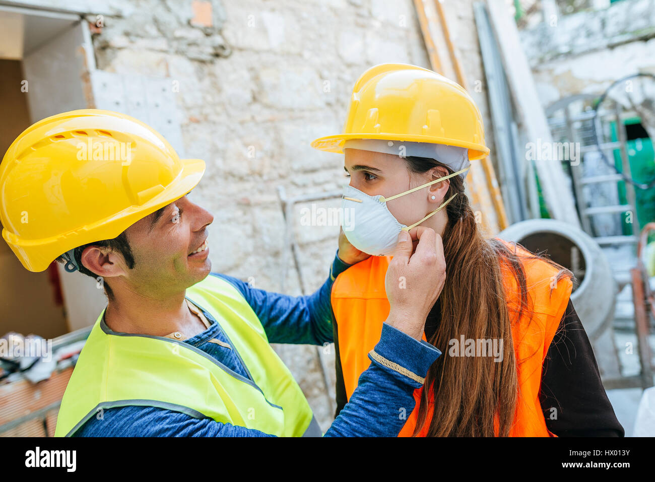 Man dust mask hi-res stock photography and images - Alamy