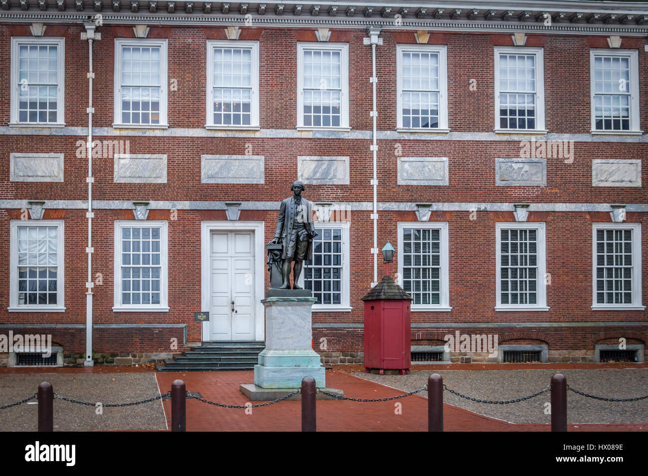 Statue of George Washington at Independence Hall - Philadelphia, Pennsylvania, USA Stock Photo