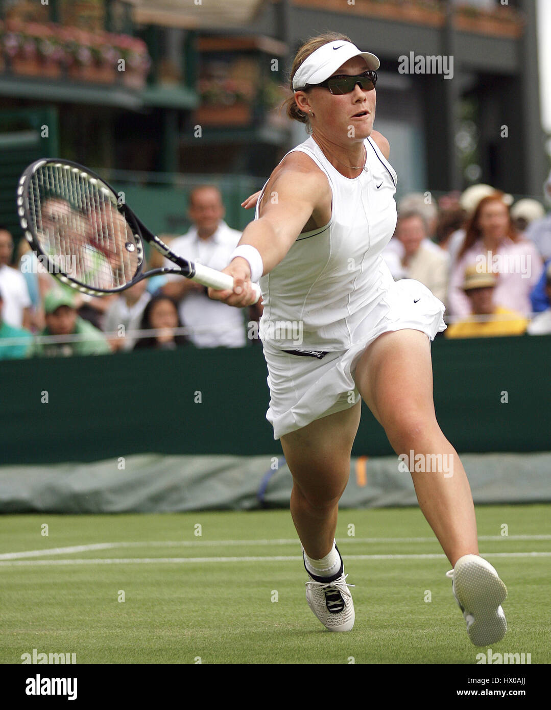 SAMANTHA STOSUR AUSTRALIA WIMBLEDON LONDON ENGLAND 25 June 2008 Stock Photo