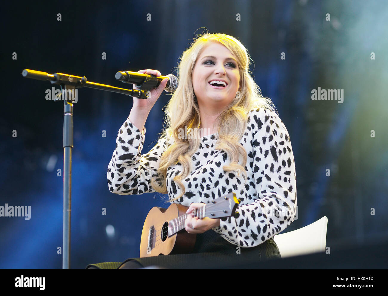 Meghan Trainor Is 'All About the Bass' at the iHeartRadio Music Festival  2014, 2014 iHeartRadio Music Festival, Meghan Trainor