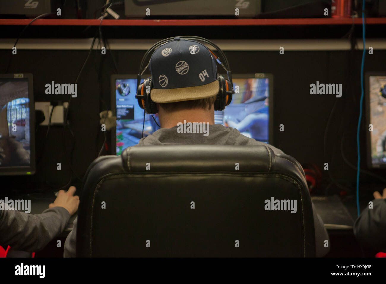 Teams play in 5V5 counter strike global offensive LAN at talk and surf ...