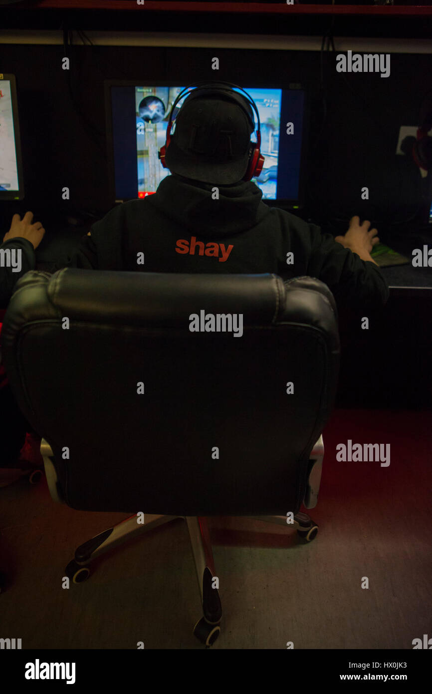Teams play in 5V5 counter strike global offensive LAN at talk and surf gaming in Cardiff, Wales. Stock Photo