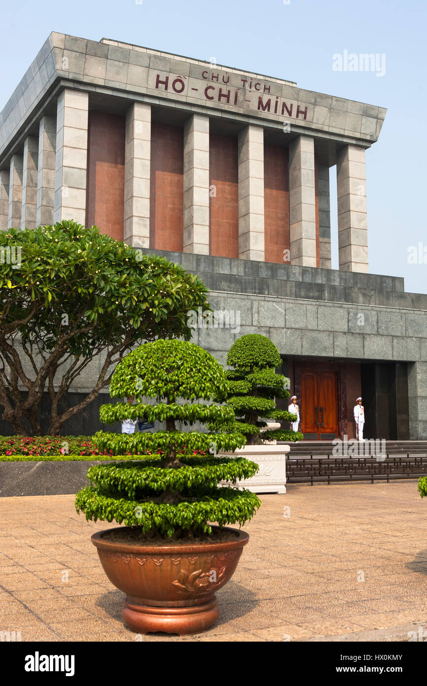 The impressive front of Ho Chi Minh's Mausoleum, Hùng Vương, Điện Biên, Ba Đình, Hà Nội, Vietnam Stock Photo