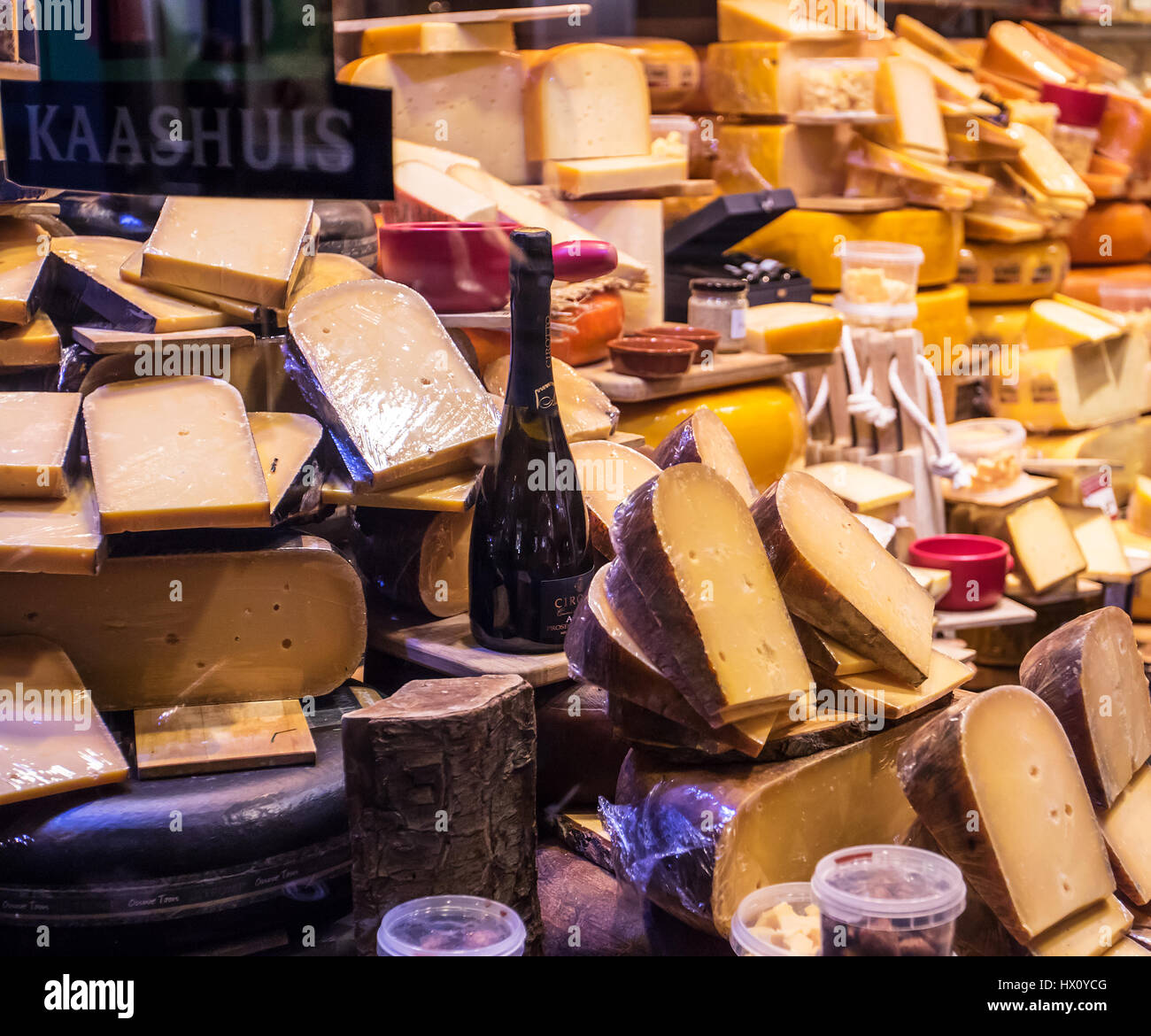 Showwindow of a cheese shop in Amsterdam, Holland Stock Photo Alamy