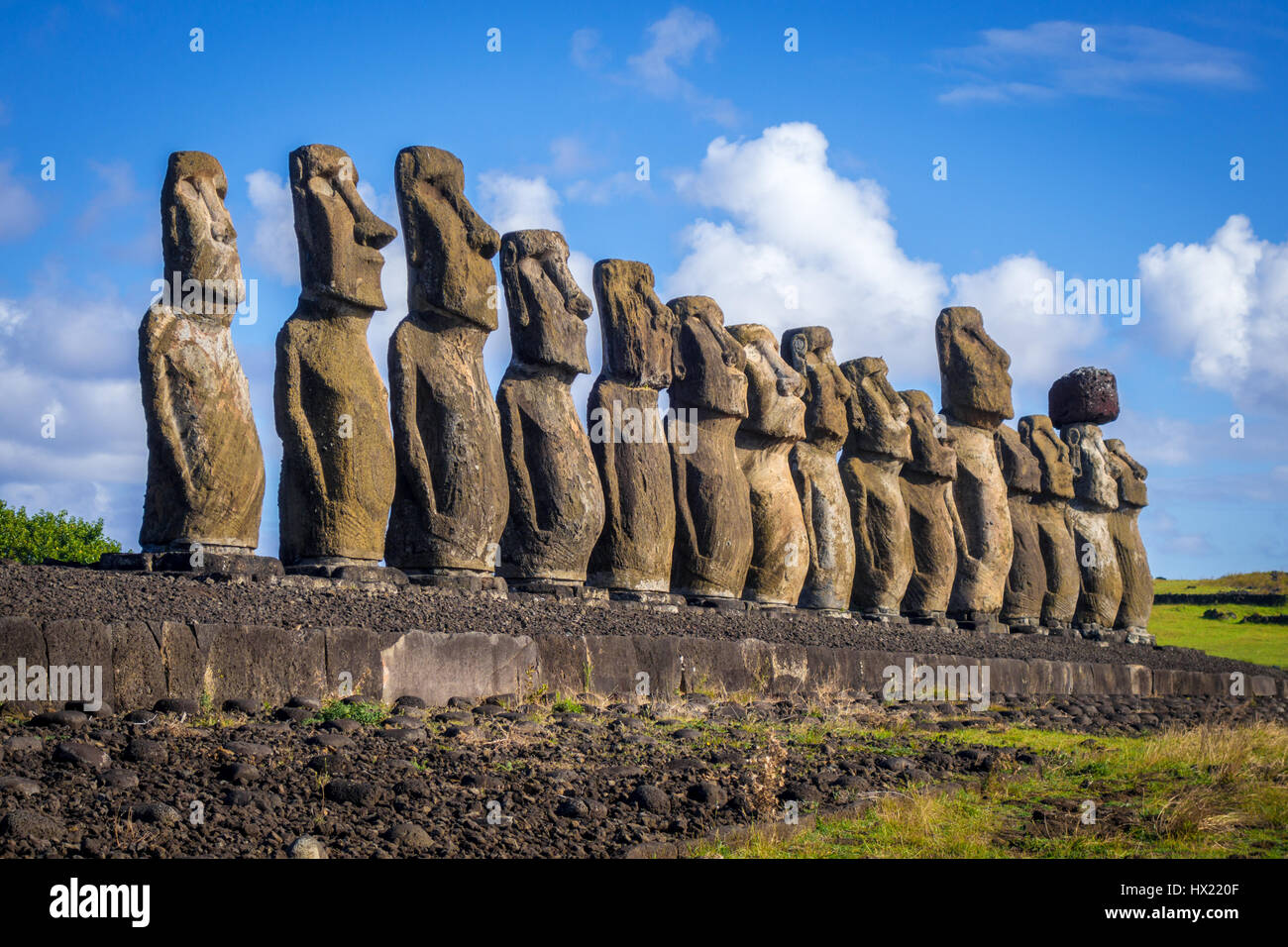Moais statues, ahu Tongariki, easter island, Chile Stock Photo Alamy