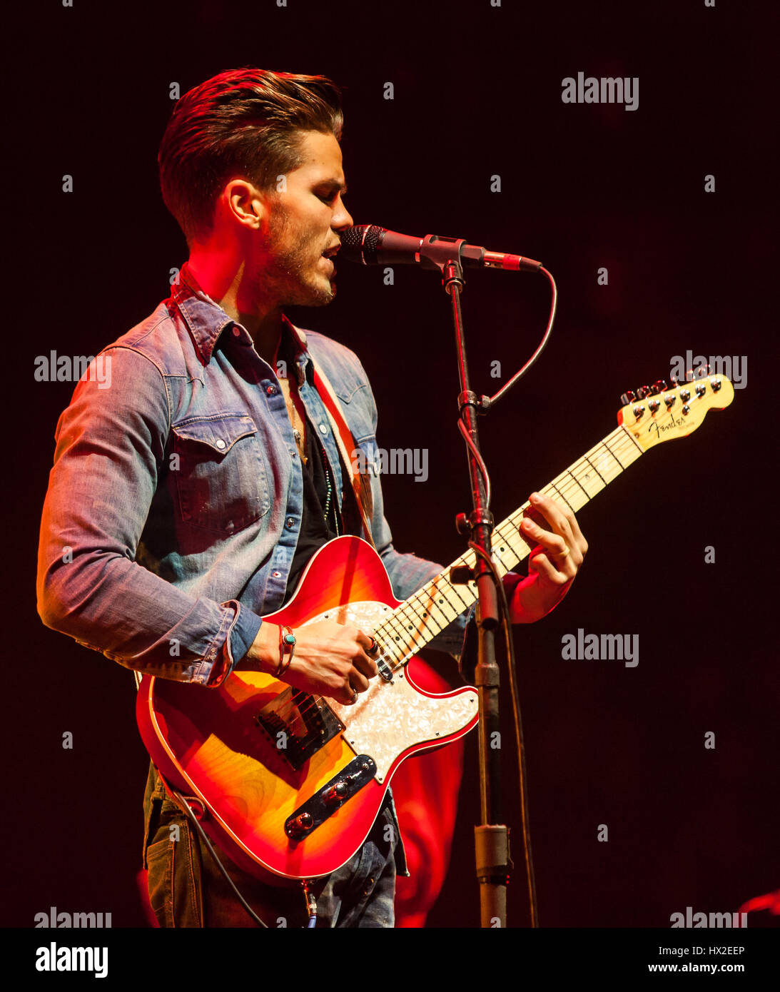 JJ Julius Son, lead singer of the Icelandic indie rock band Kaleo performs  in concert in London, Canada on March 22, 2017 Stock Photo - Alamy