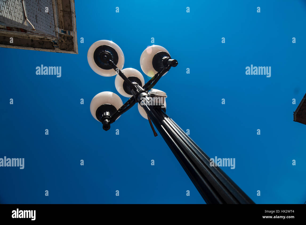 Vintage street lights hi-res stock photography and images - Alamy