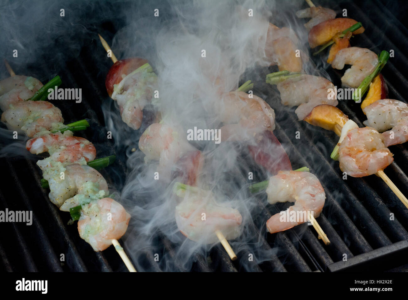 shrimp on grill Stock Photo - Alamy