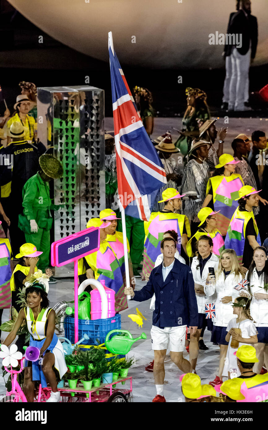 Rio de Janeiro, Brazil. 5 August 2016 Andy Murray GBR flag bearer at