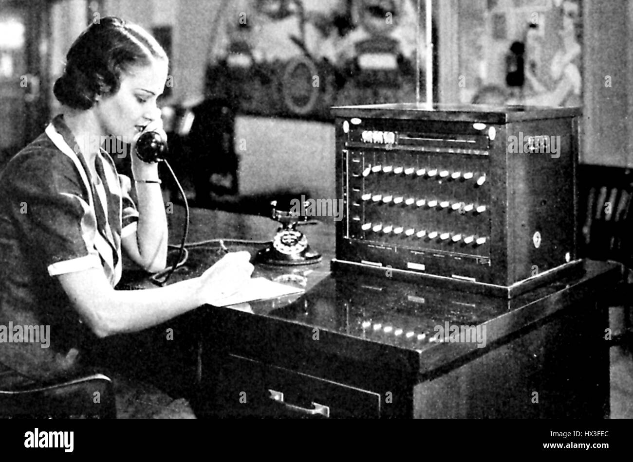 Switchboard Operator Vintage Black and White Stock Photos & Images Alamy