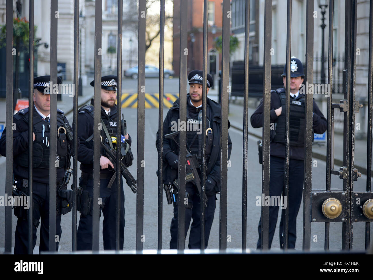 London, UK. 25th Mar, 2017. London in the aftermath of a terrorist attack on 22nd March 2017 Credit: MARTIN DALTON/Alamy Live News Stock Photo