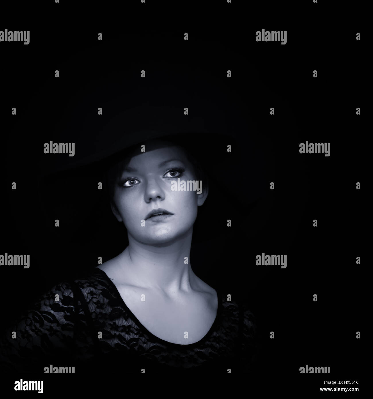 Black woman portrait studio hi-res stock photography and images - Alamy