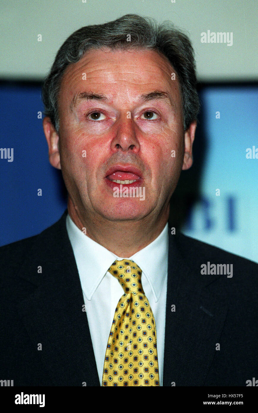 SIR CLIVE THOMPSON PRESIDENT OF CBI 22 March 2000 Stock Photo