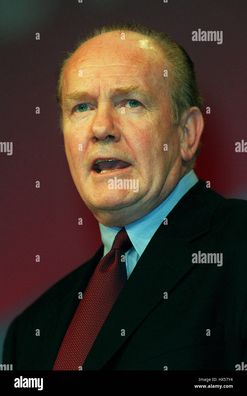 JOHN REID MP MINISTER OF TRANSPORT 04 October 1999 Stock Photo - Alamy