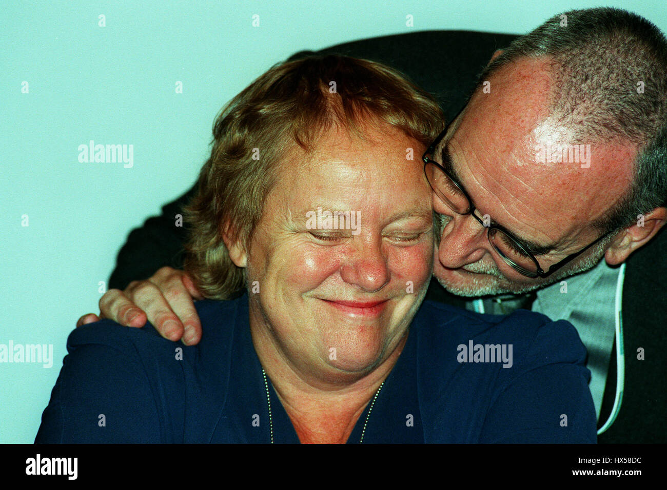 MO MOWLAM & TOM SAWYER LABOUR PARTY CONFERENCE 1998 12 October 1998 Stock Photo
