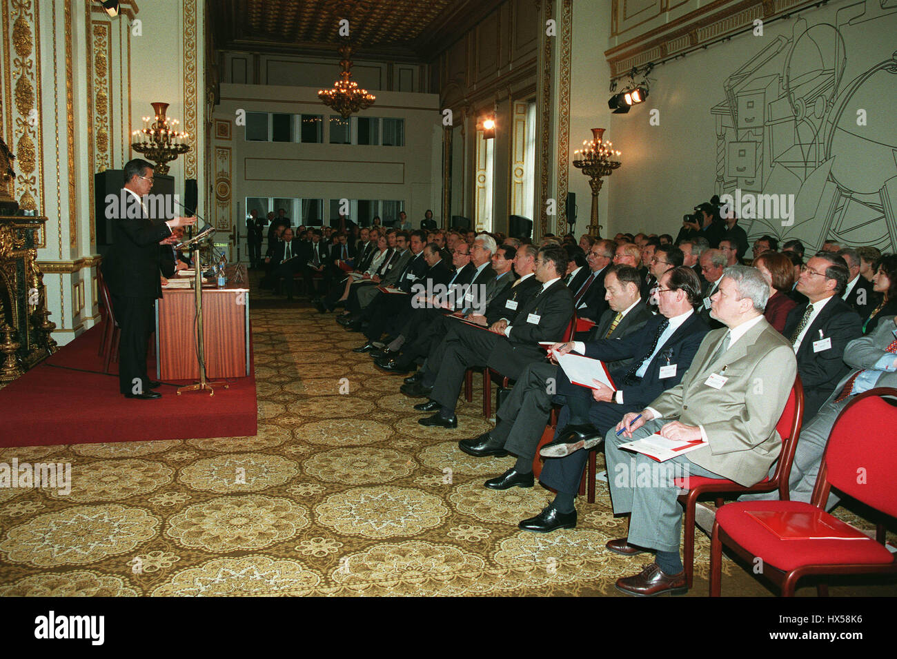 PRESIDENT ALBERTO FUJIMORI CONF. AT LANCASTER HOUSE 10 July 1998 Stock Photo