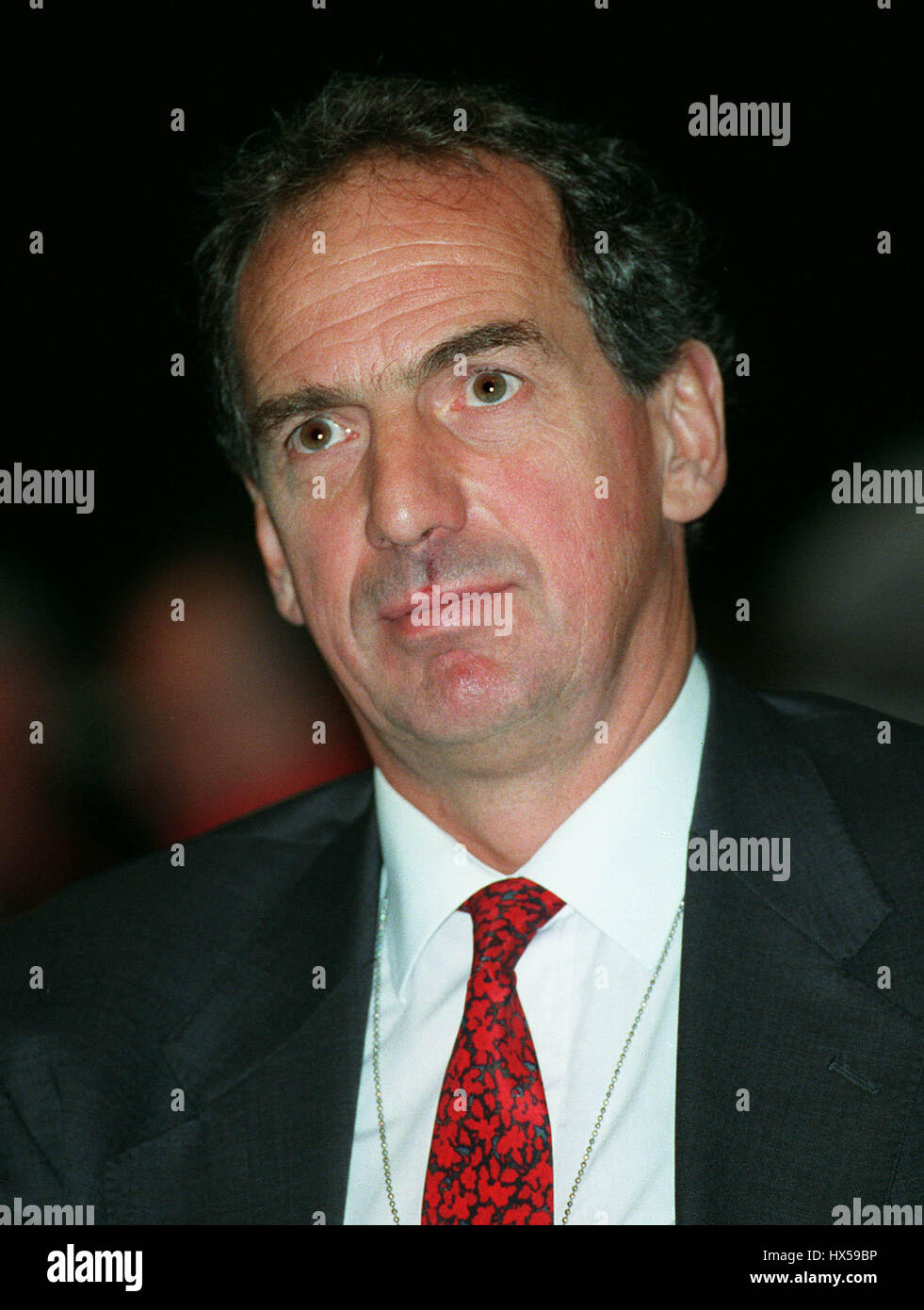 KIM HOWELLS MP LABOUR PARTY PONTYPRID 31 October 1997 Stock Photo